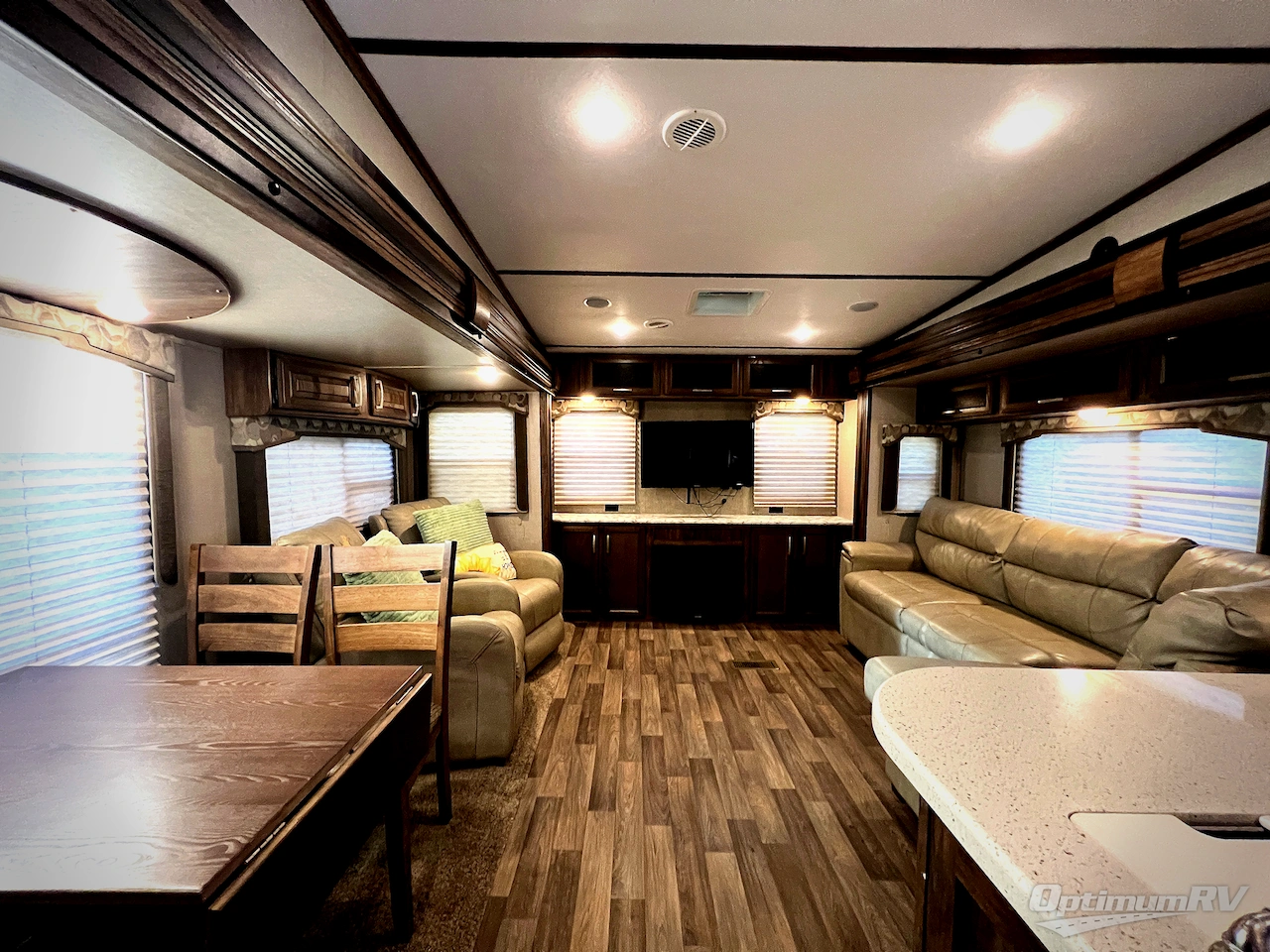 2017 Keystone Cougar X-Lite 29RES Photo 5