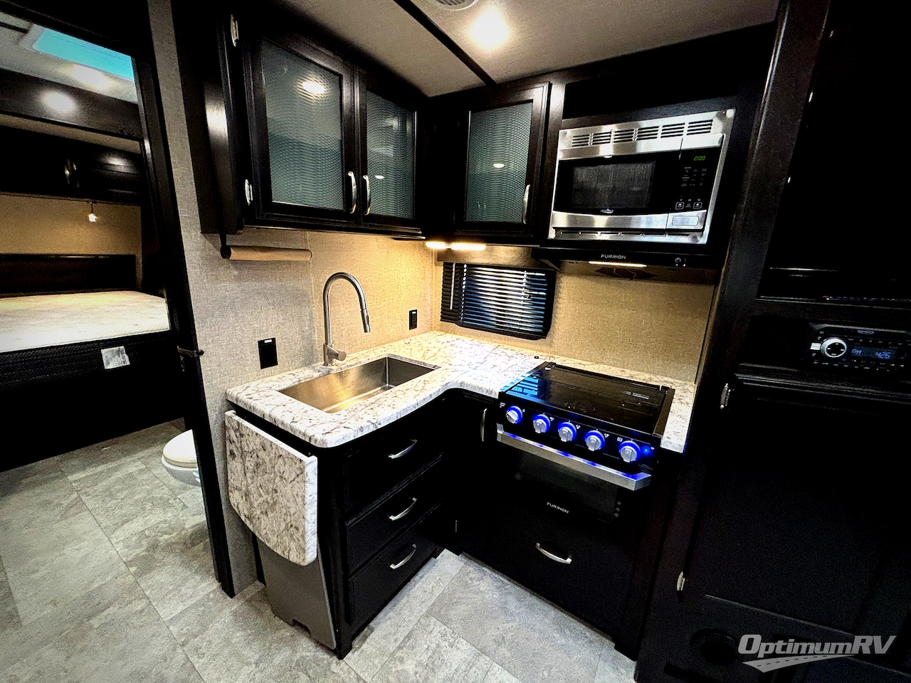 2019 Grand Design Imagine 2500RL Photo 5