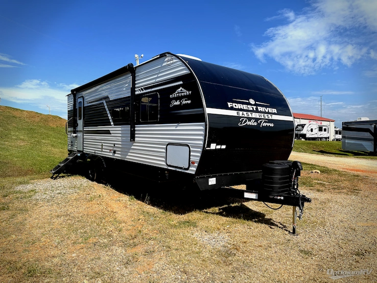 2026 East To West Della Terra 261RB RV Photo 1