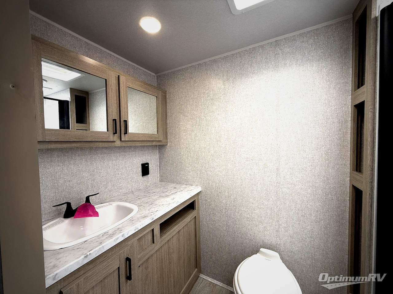 2026 East To West Della Terra 261RB Photo 6