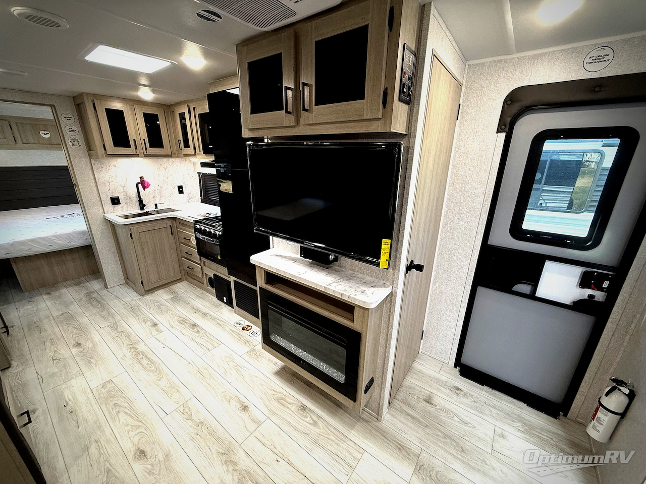 2026 East To West Della Terra 261RB Photo 10