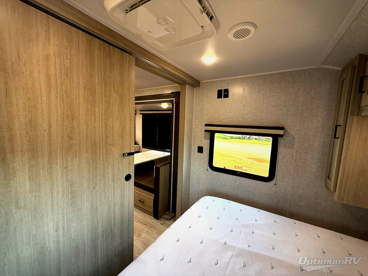 2026 East To West Della Terra 261RB Photo 17