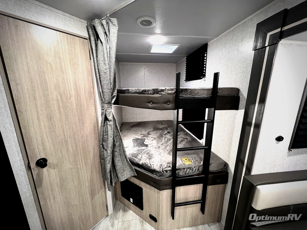 2026 East To West Della Terra 275BH Photo 19