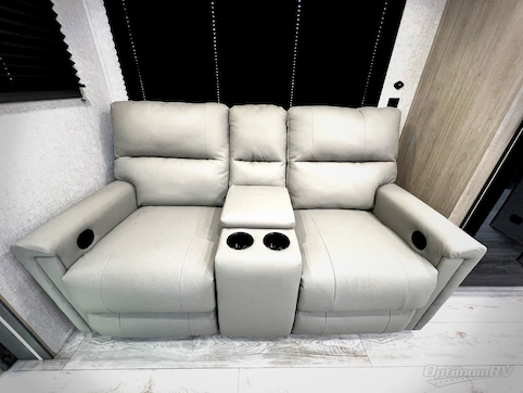 2026 East To West Della Terra 251RD RV Photo 2