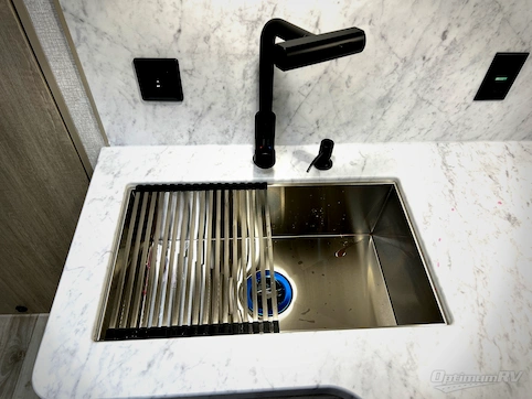 2026 East To West Della Terra 251RD RV Photo 3