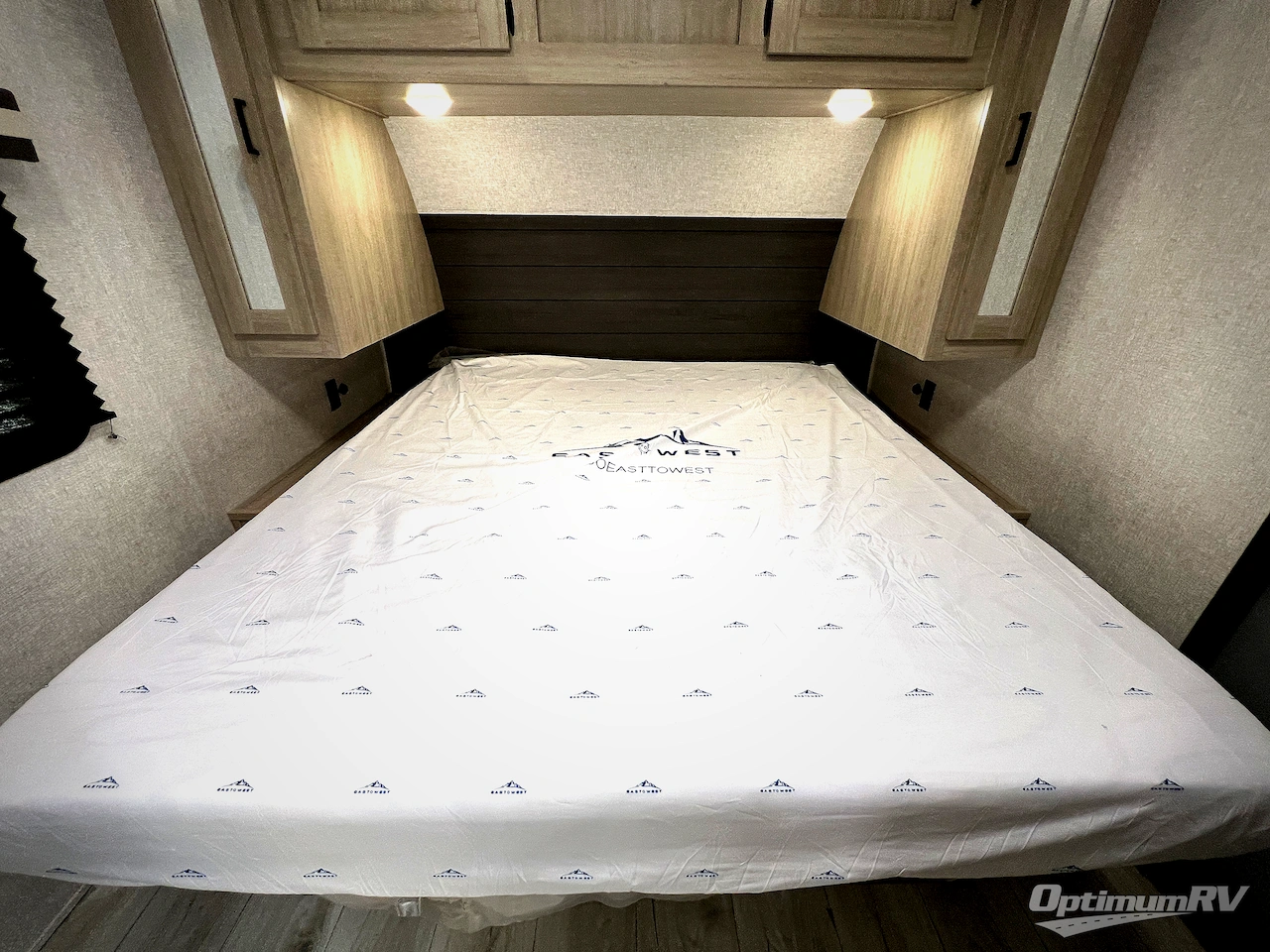 2026 East To West Della Terra 251RD Photo 27