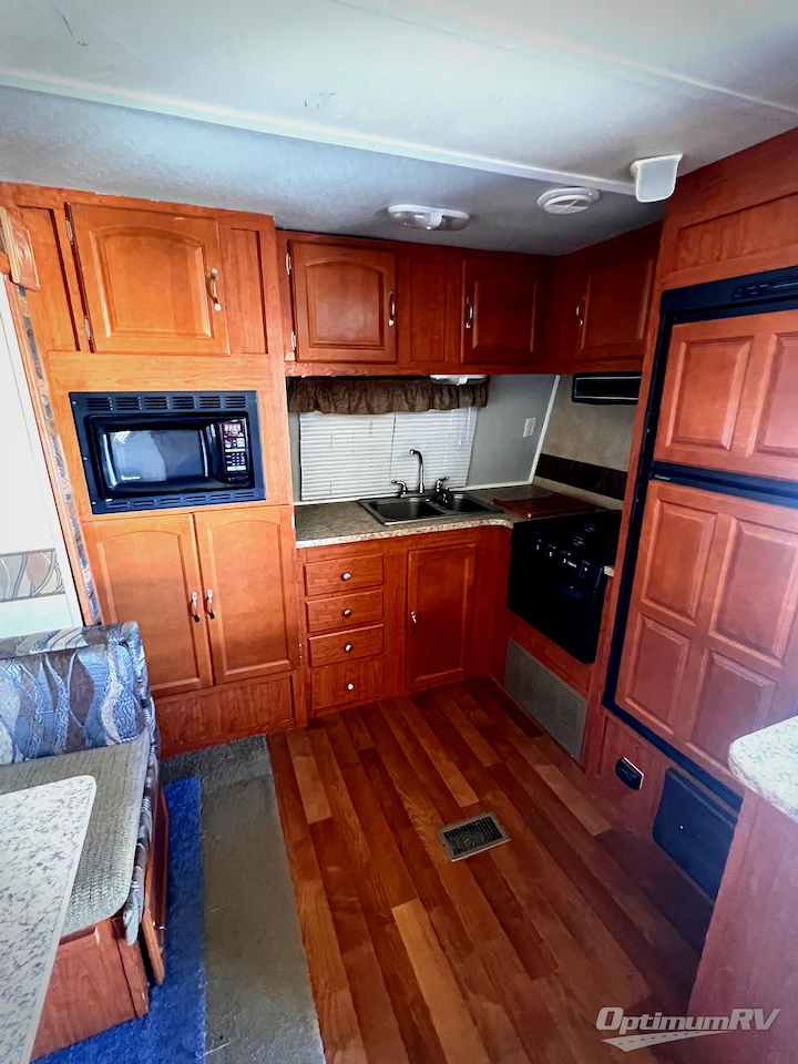 2008 Forest River Wildwood LA 292FKDS Photo 5