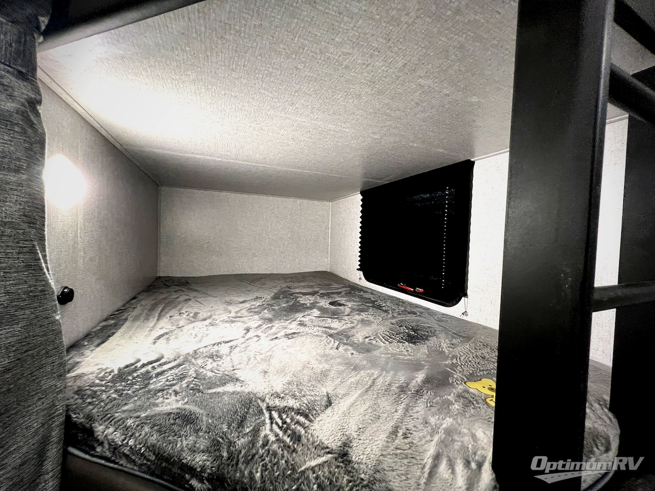 2026 East To West Della Terra 241BH Photo 15