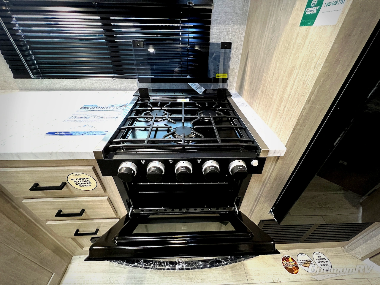 2026 East To West Della Terra 241BH Photo 8