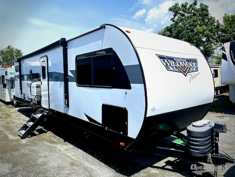 Used 2024 Forest River Wildwood 29VBUDX Featured Photo