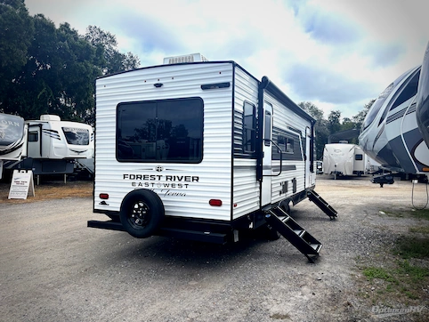 2026 East To West Della Terra 251RD RV Photo 2