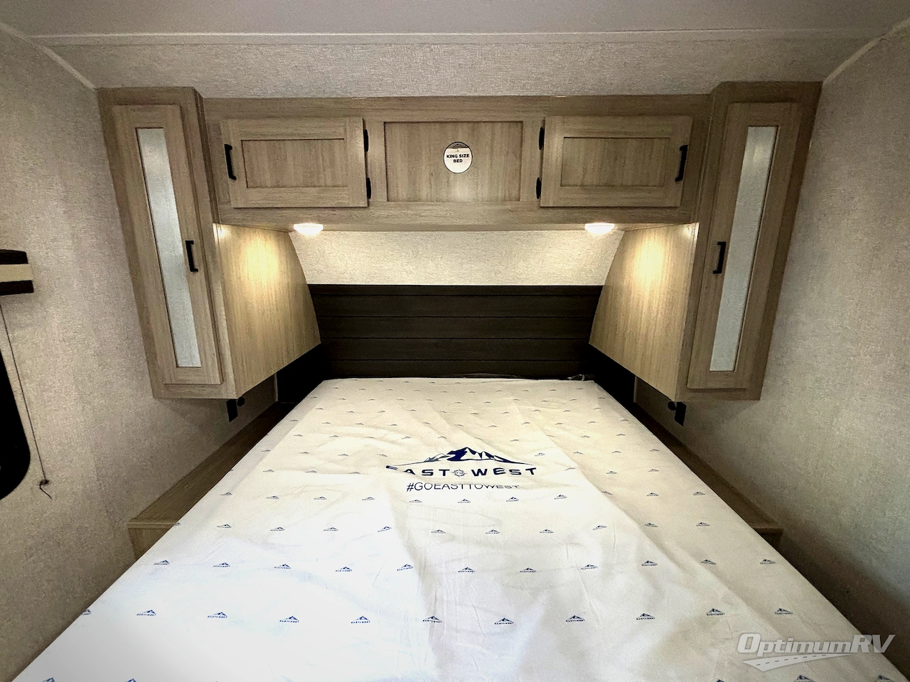 2026 East To West Della Terra 251RD Photo 12