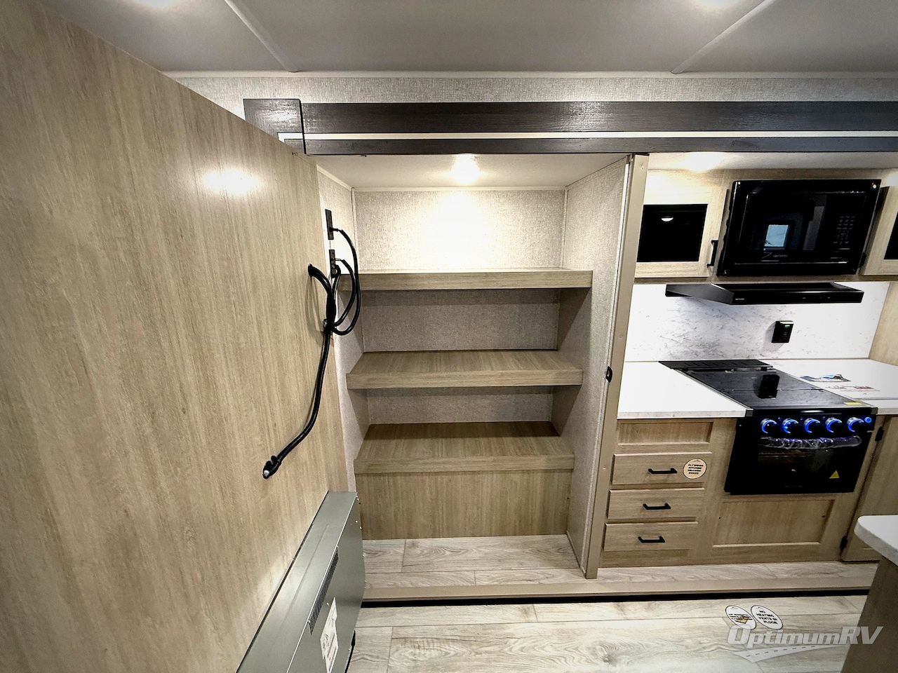 2026 East To West Della Terra 272RL Photo 10