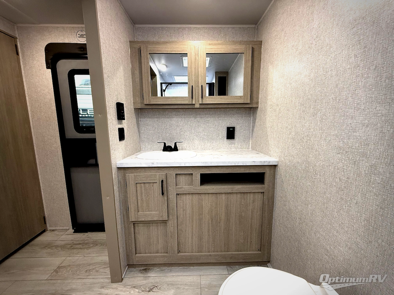 2026 East To West Della Terra 261RB Photo 6