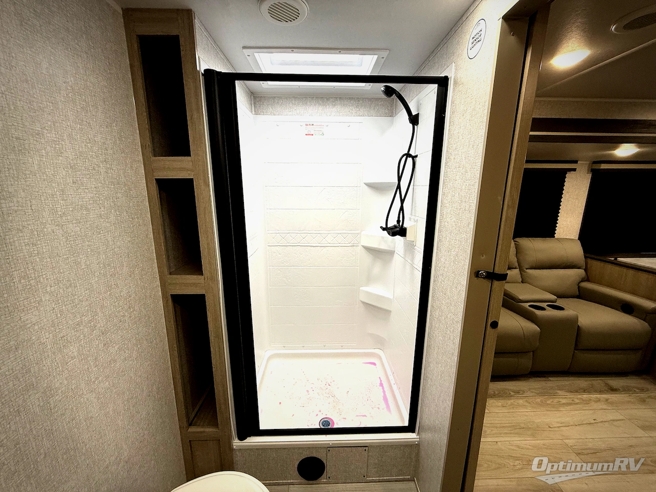 2026 East To West Della Terra 261RB Photo 9