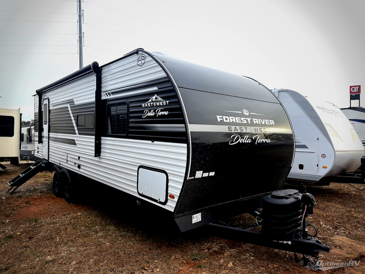 2026 East To West Della Terra 261RB Photo 1