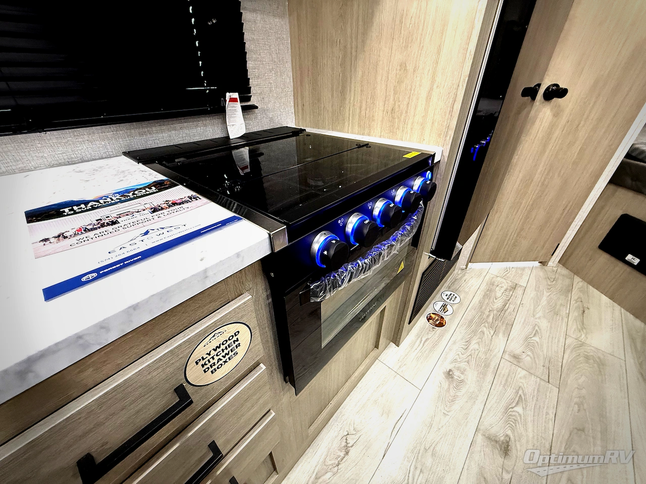 2026 East To West Della Terra 241BH Photo 10