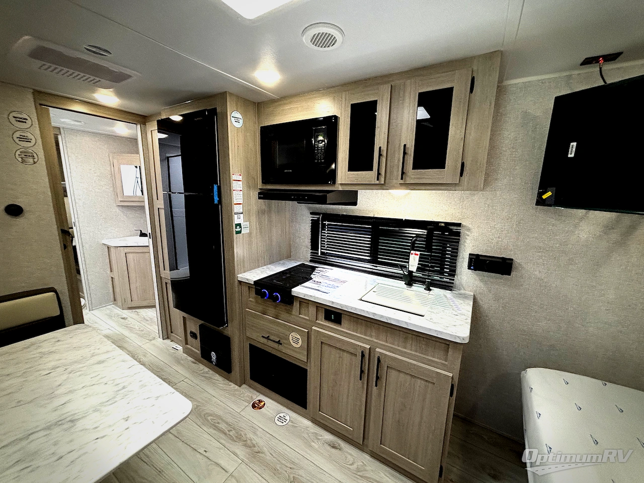 2026 East To West Della Terra 250QB Photo 9