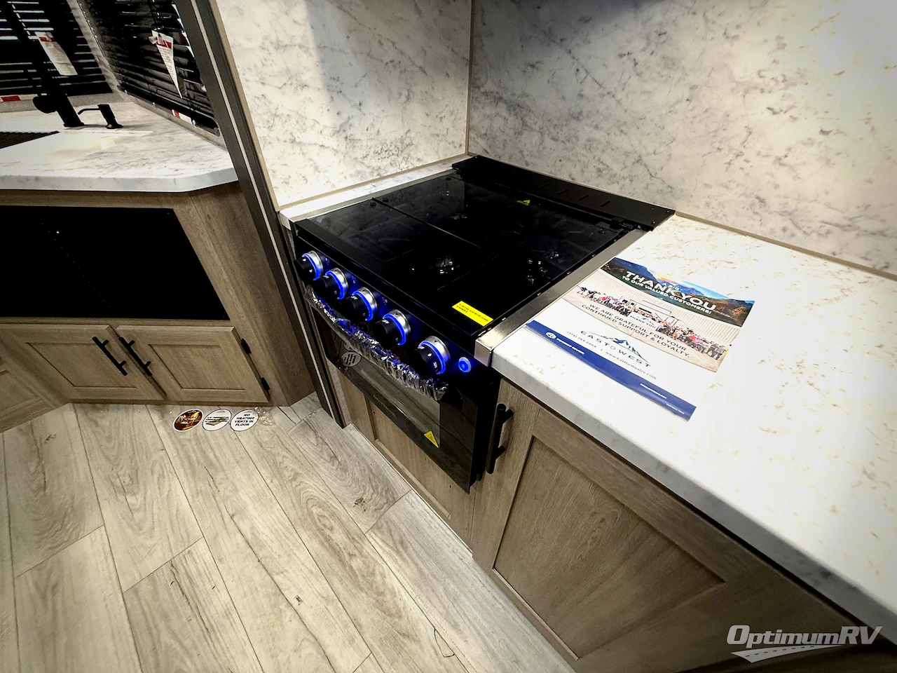 2026 East To West Della Terra 221ML Photo 11