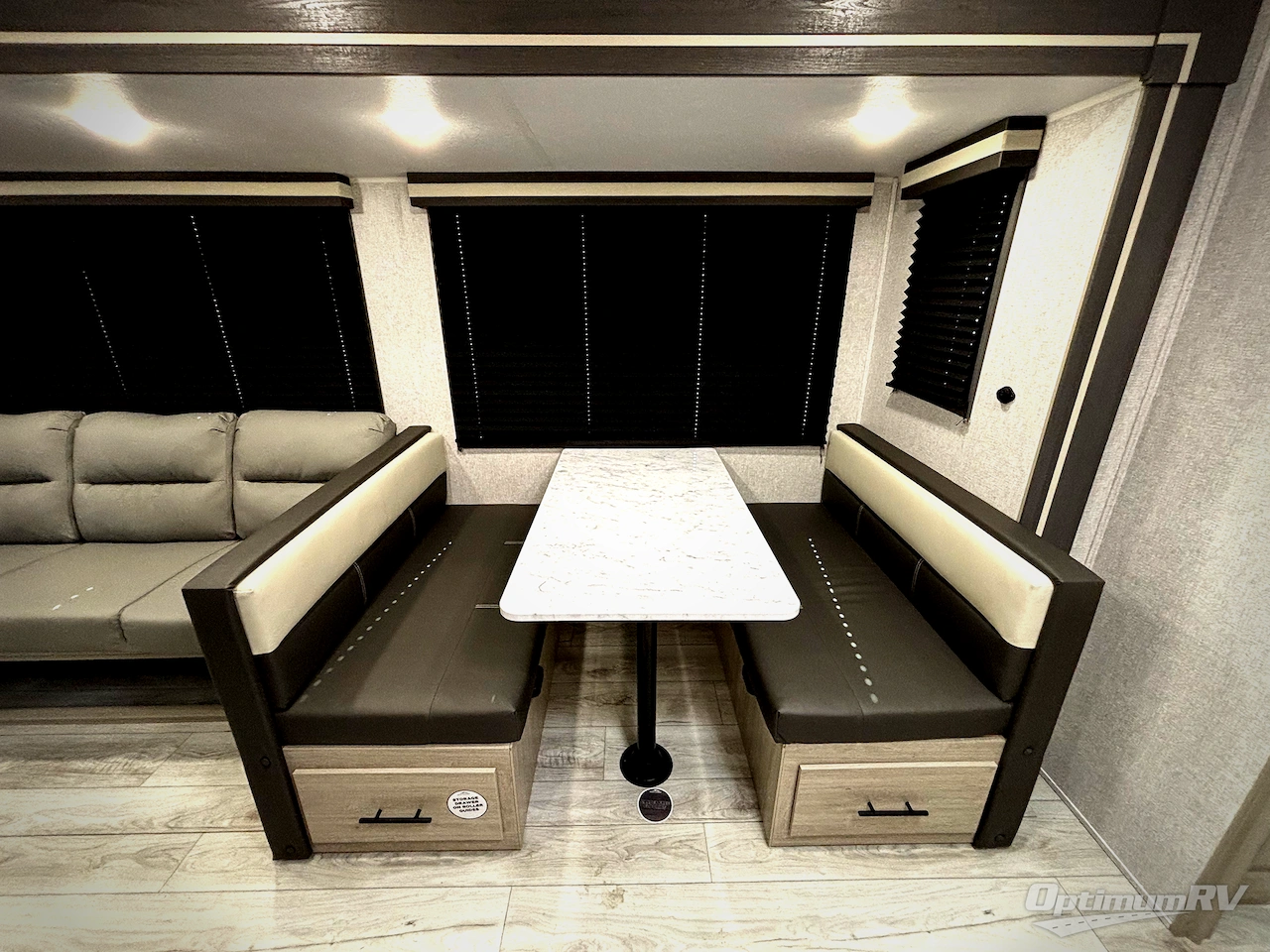 2026 East To West Della Terra 312BH Photo 13