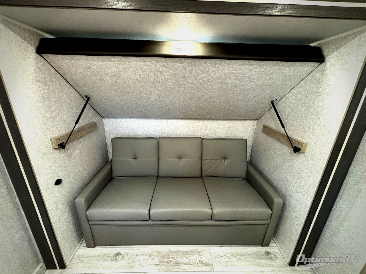 2026 East To West Della Terra 312BH Photo 18