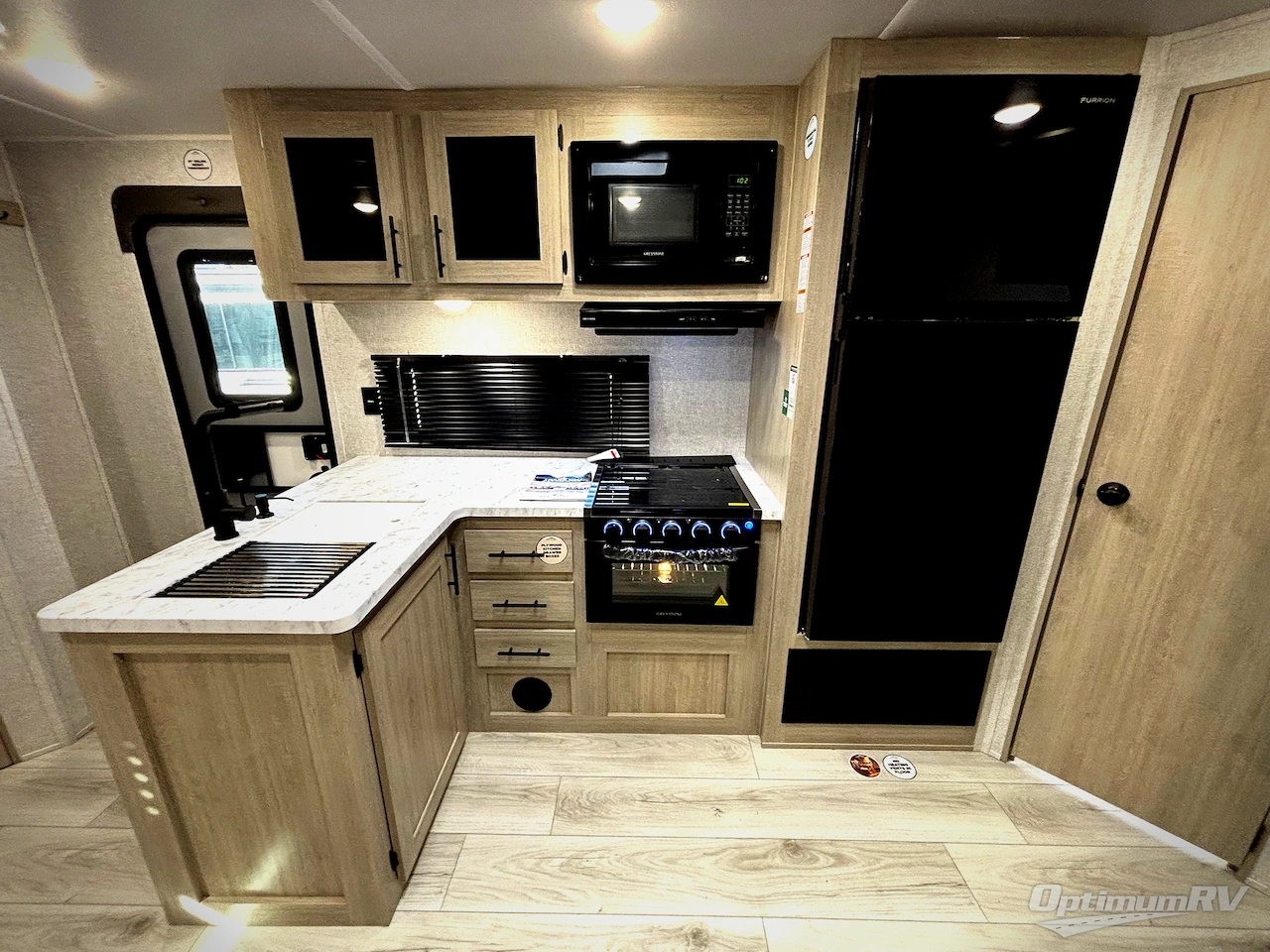 2026 East To West Della Terra 275BH Photo 6