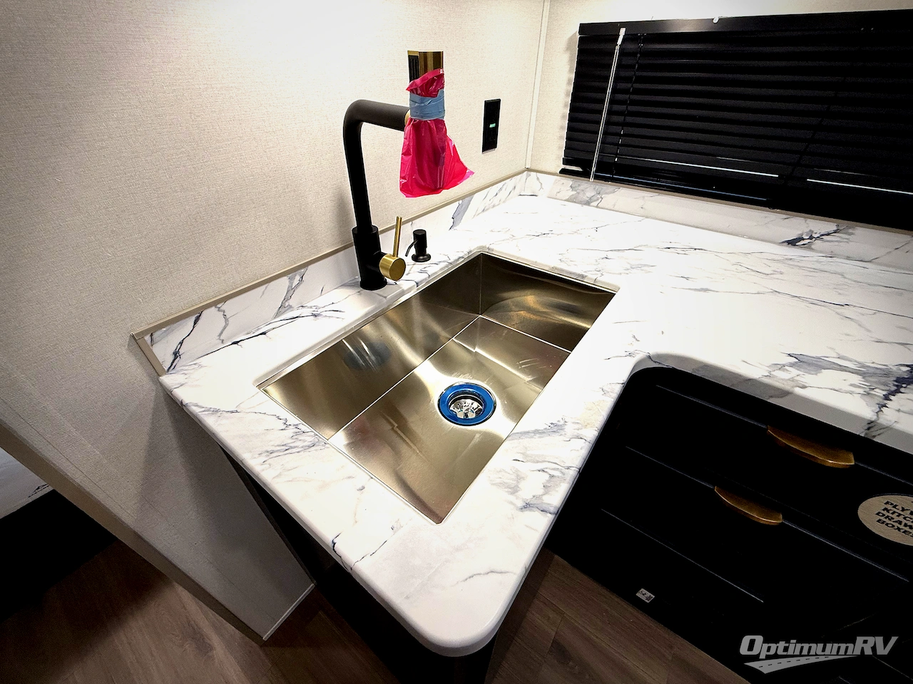 2026 East To West Acclaim 2600RB Photo 19