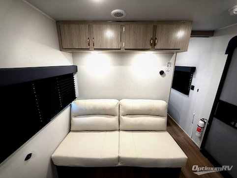 2026 East To West Acclaim 2400BH RV Photo 2