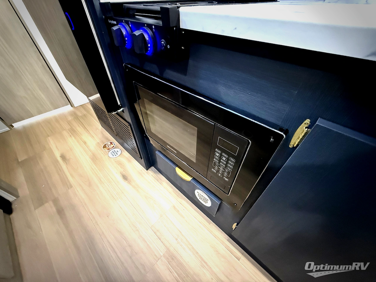 2026 East To West Acclaim 2400BH Photo 14