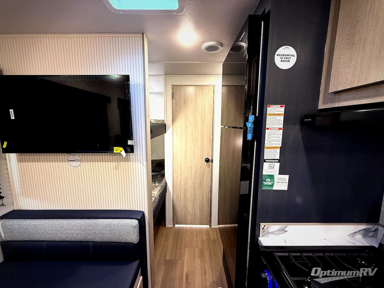 2026 East To West Acclaim 2400BH Photo 15