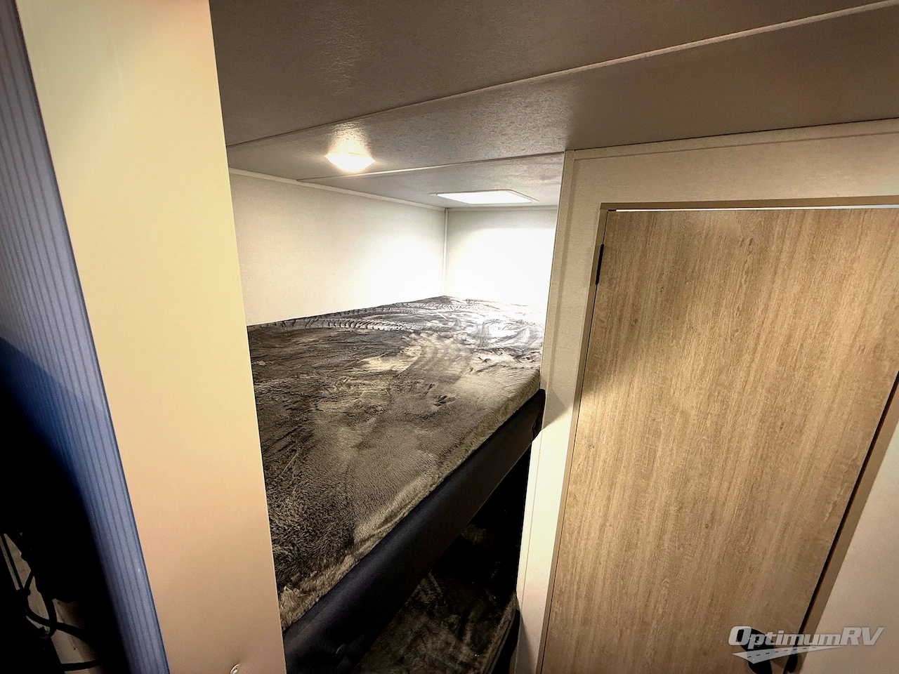 2026 East To West Acclaim 2400BH Photo 16