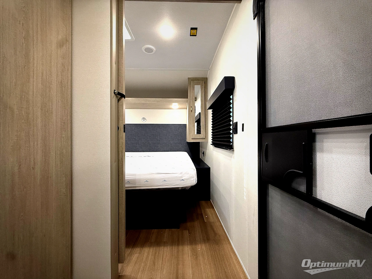 2026 East To West Acclaim 2300RD Photo 6