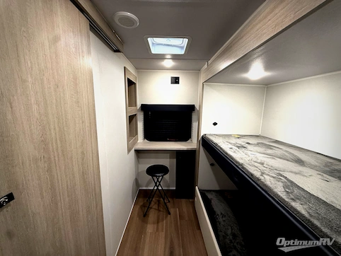 2026 East To West Acclaim 2350BH RV Photo 4