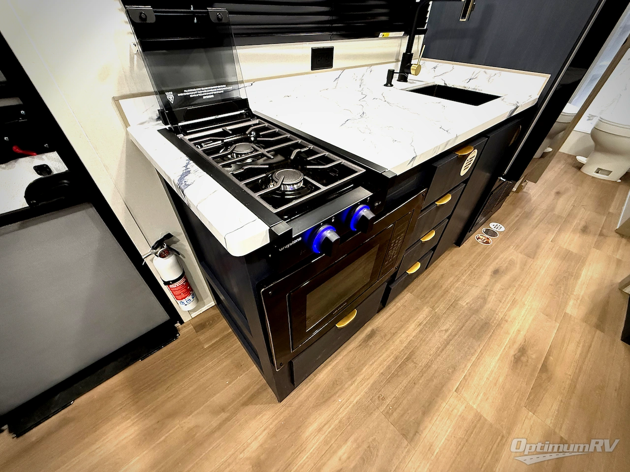 2026 East To West Acclaim 2350BH Photo 11