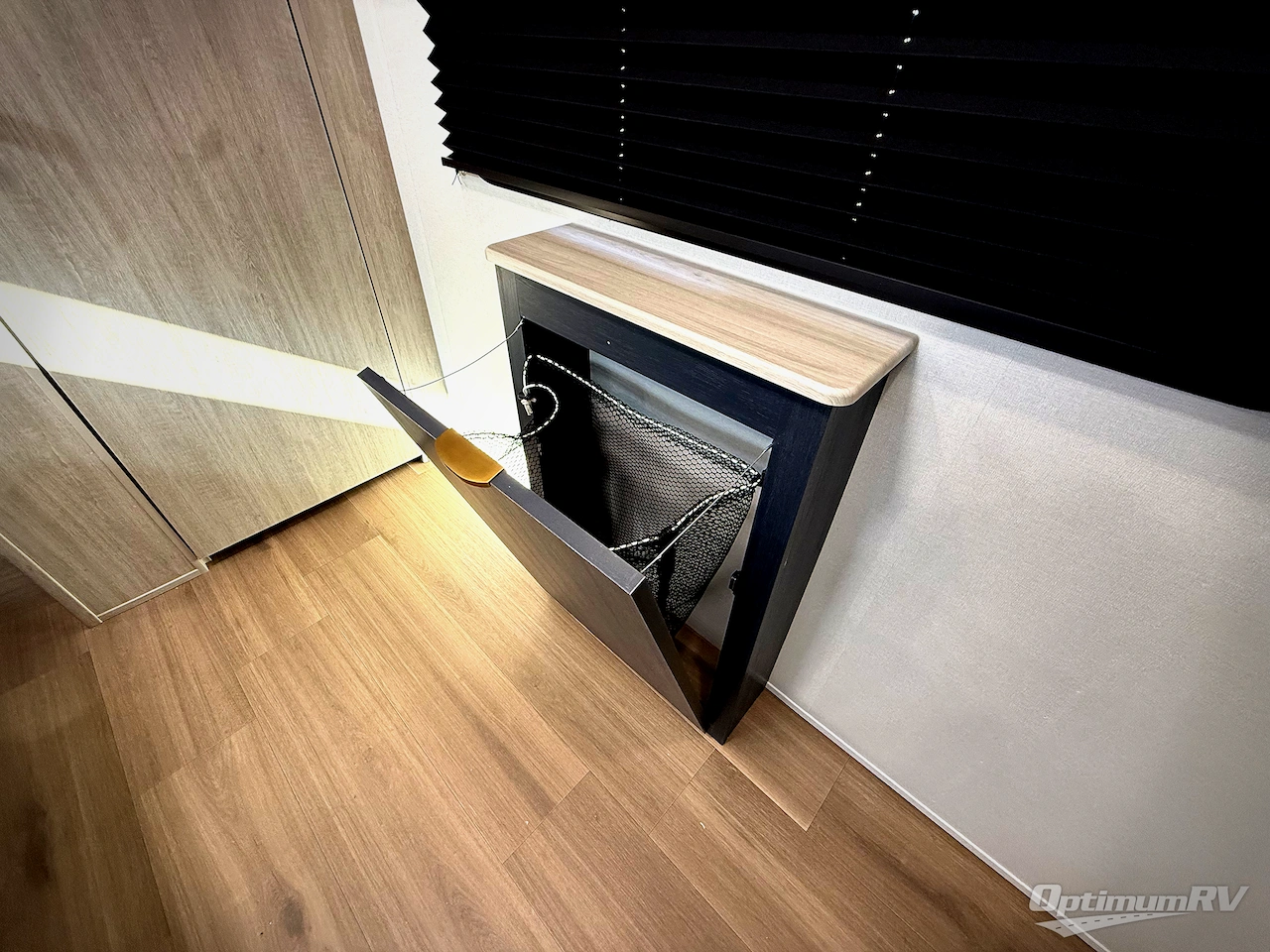 2026 East To West Acclaim 2550DS Photo 22