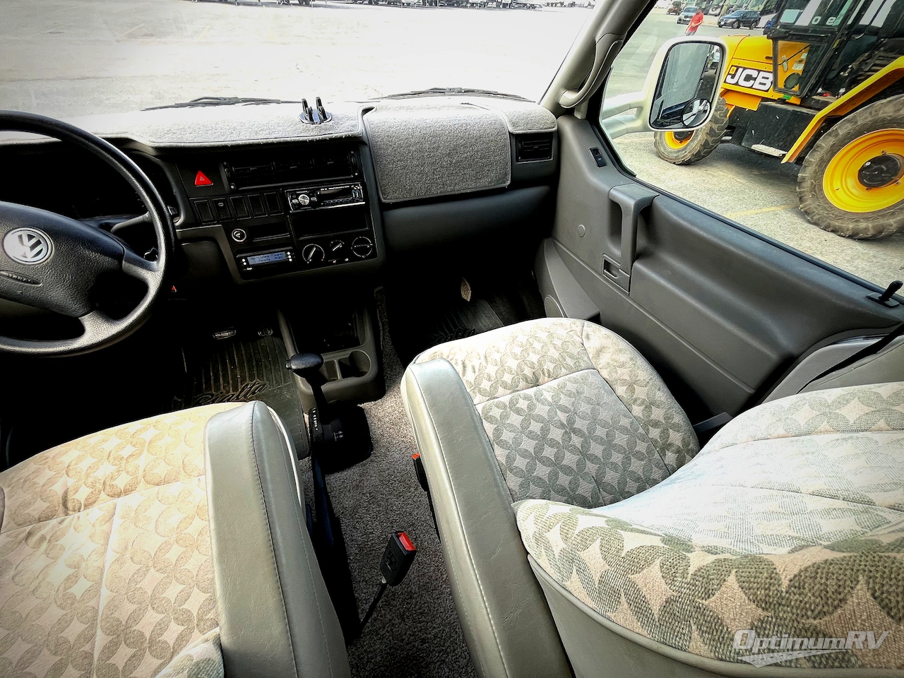 2001 Winnebago Rialta 22FD Photo 7