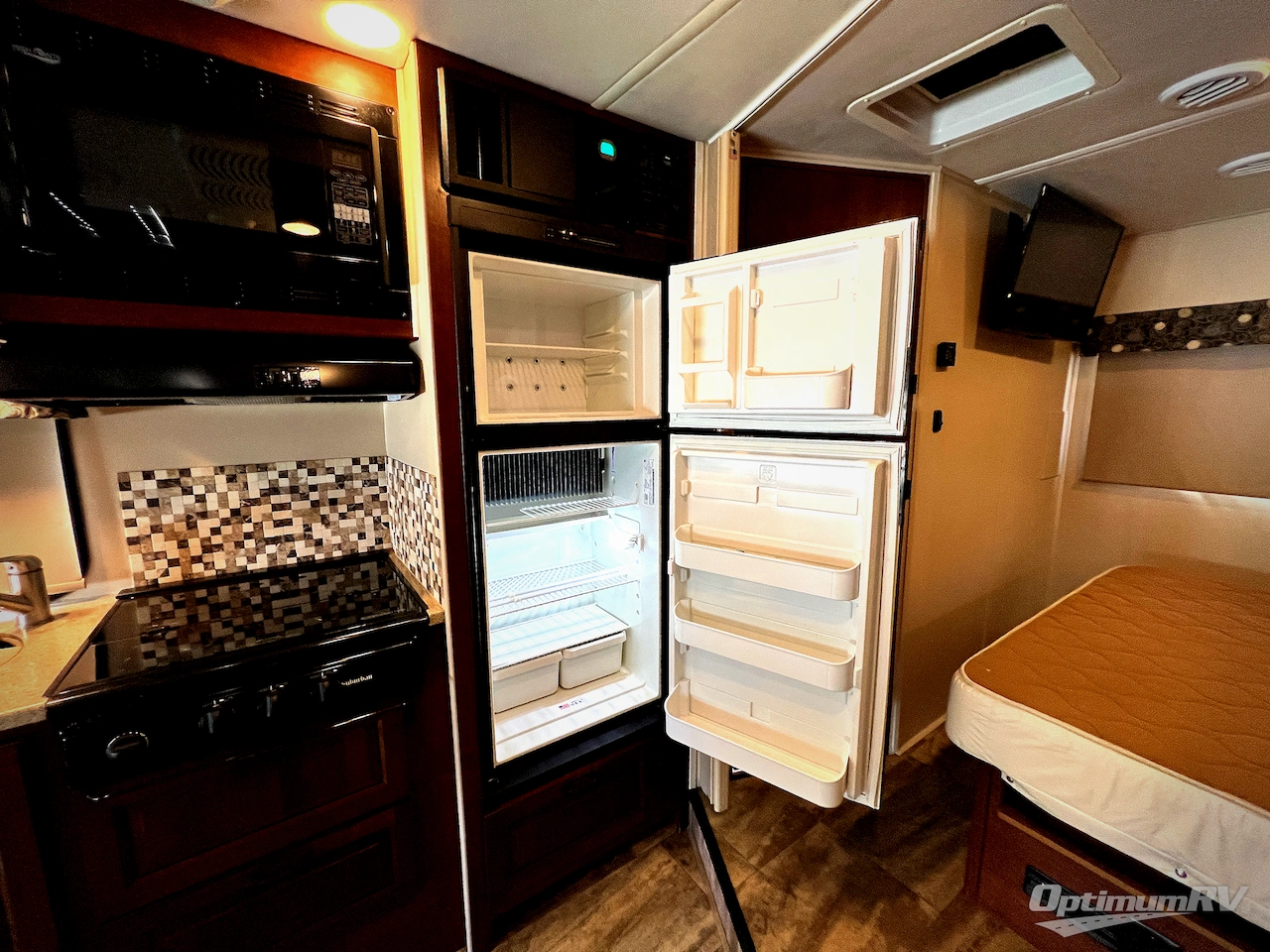 2016 Forest River Forester Grand Touring Series 2431S Photo 16