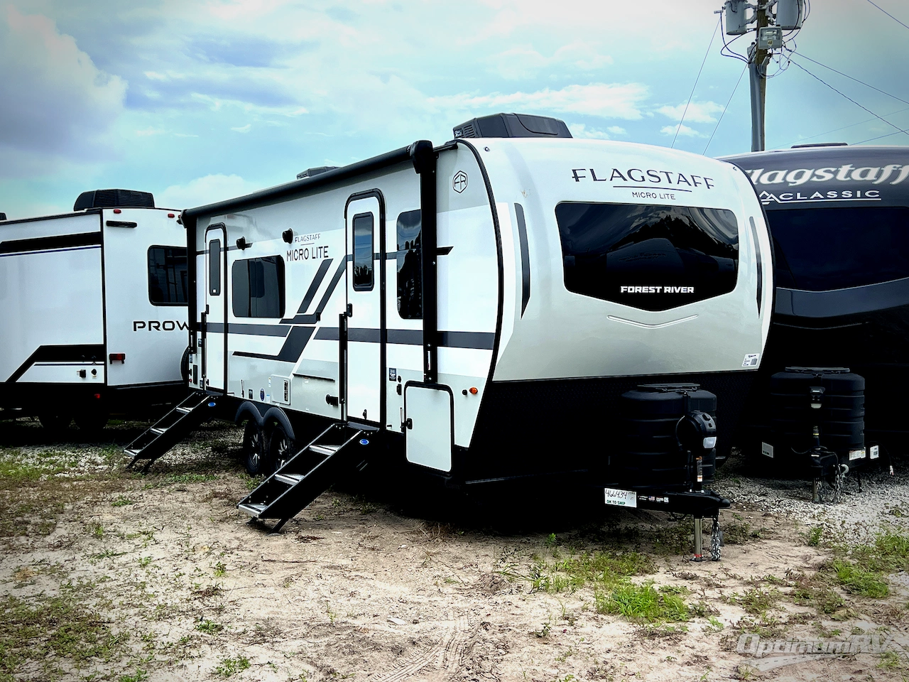 2026 Forest River Flagstaff Micro Lite 25SRK Photo 1