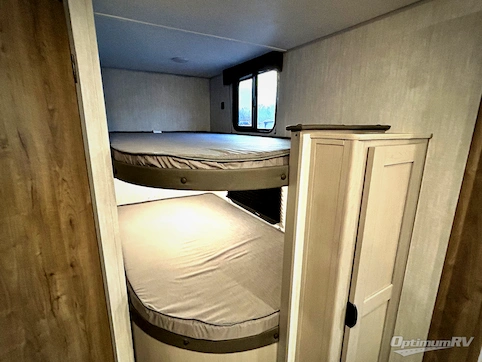 2025 Forest River Viking 4K Series 18DBS RV Photo 4