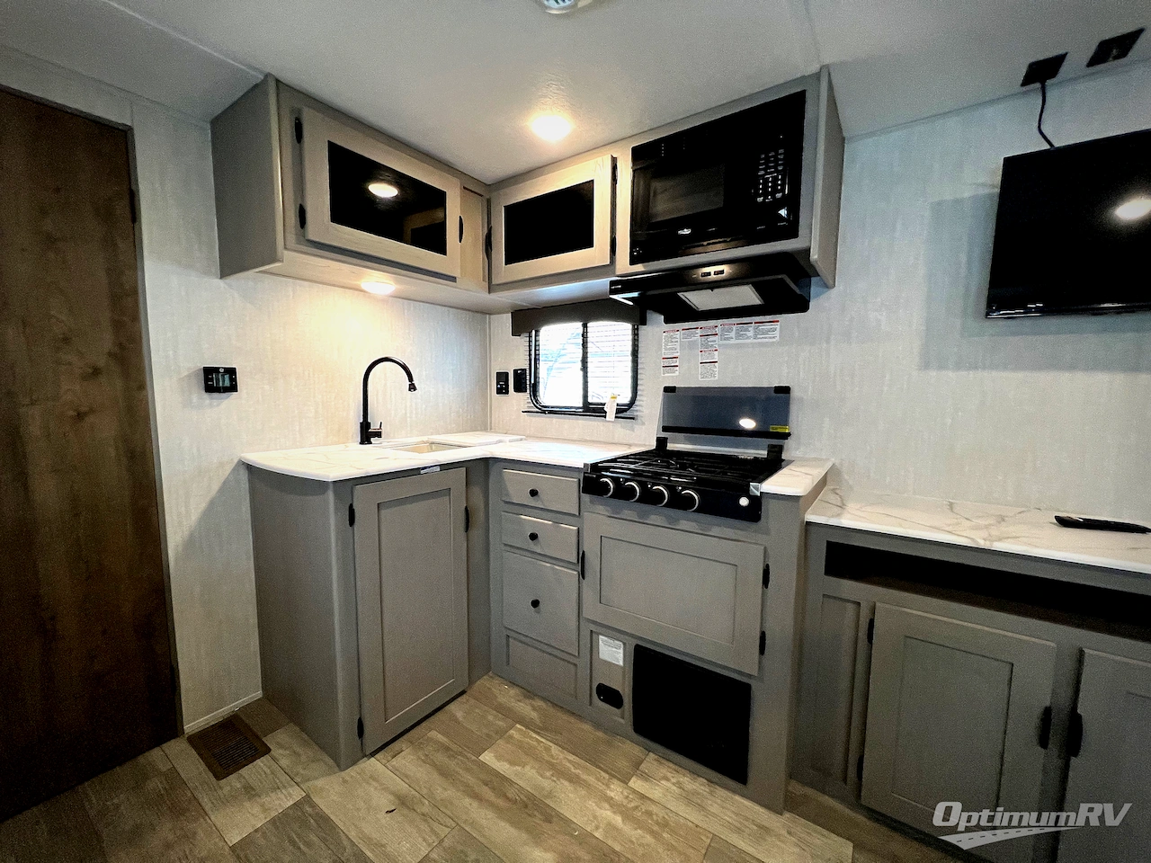 2025 Forest River Viking 6K Series 262BHS Photo 13