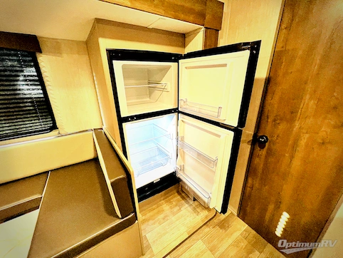 2025 Viking Viking 6K Series 262BHS RV Photo 3