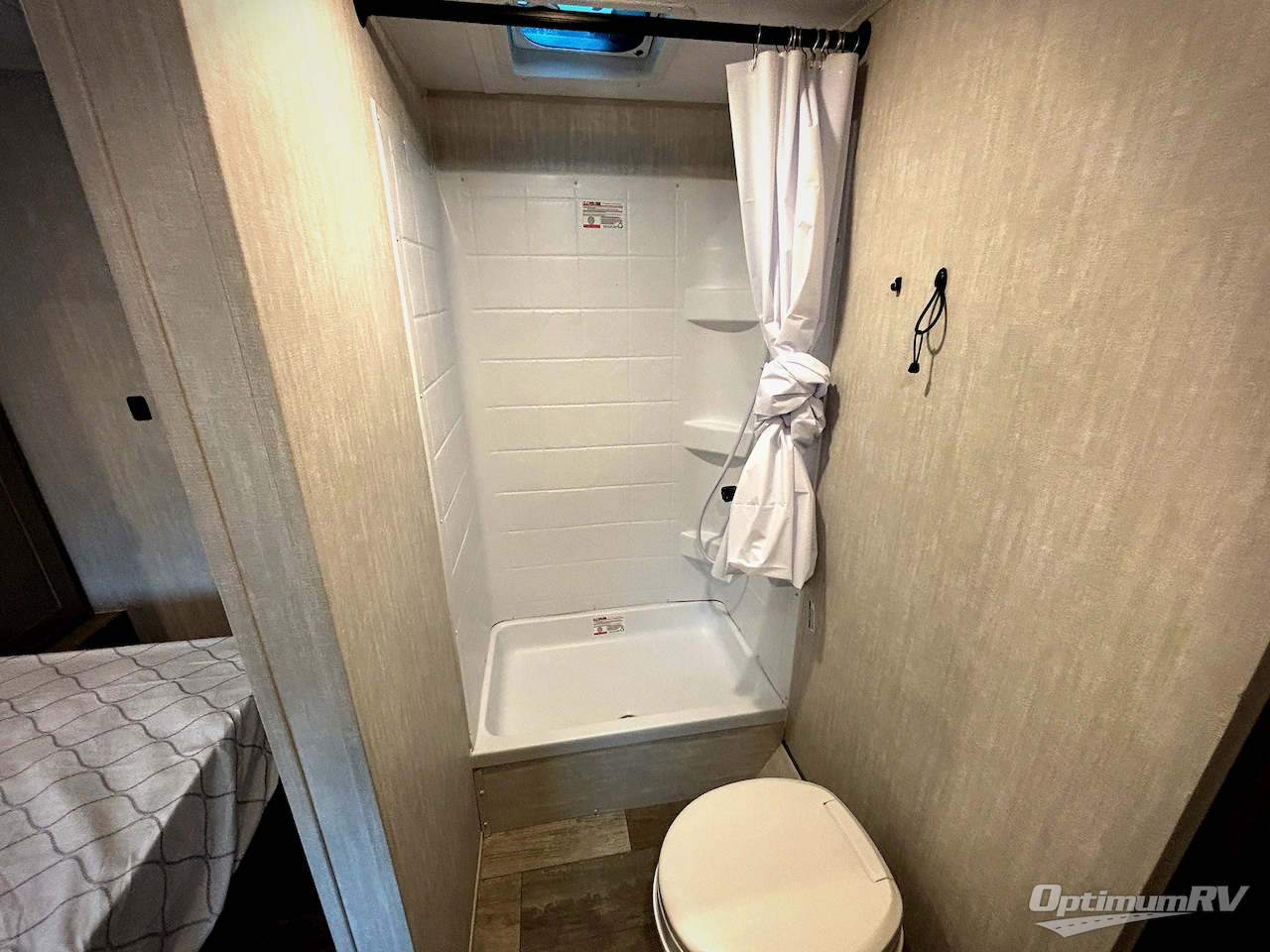 2025 Forest River Viking 6K Series 262BHS Photo 13