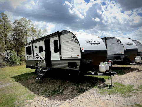 New 2025 Forest River Viking 5K Series 242MK Featured Photo
