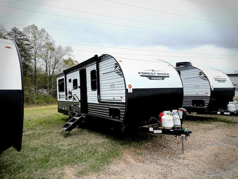New 2025 Forest River Viking 5K Series 242MK Featured Photo