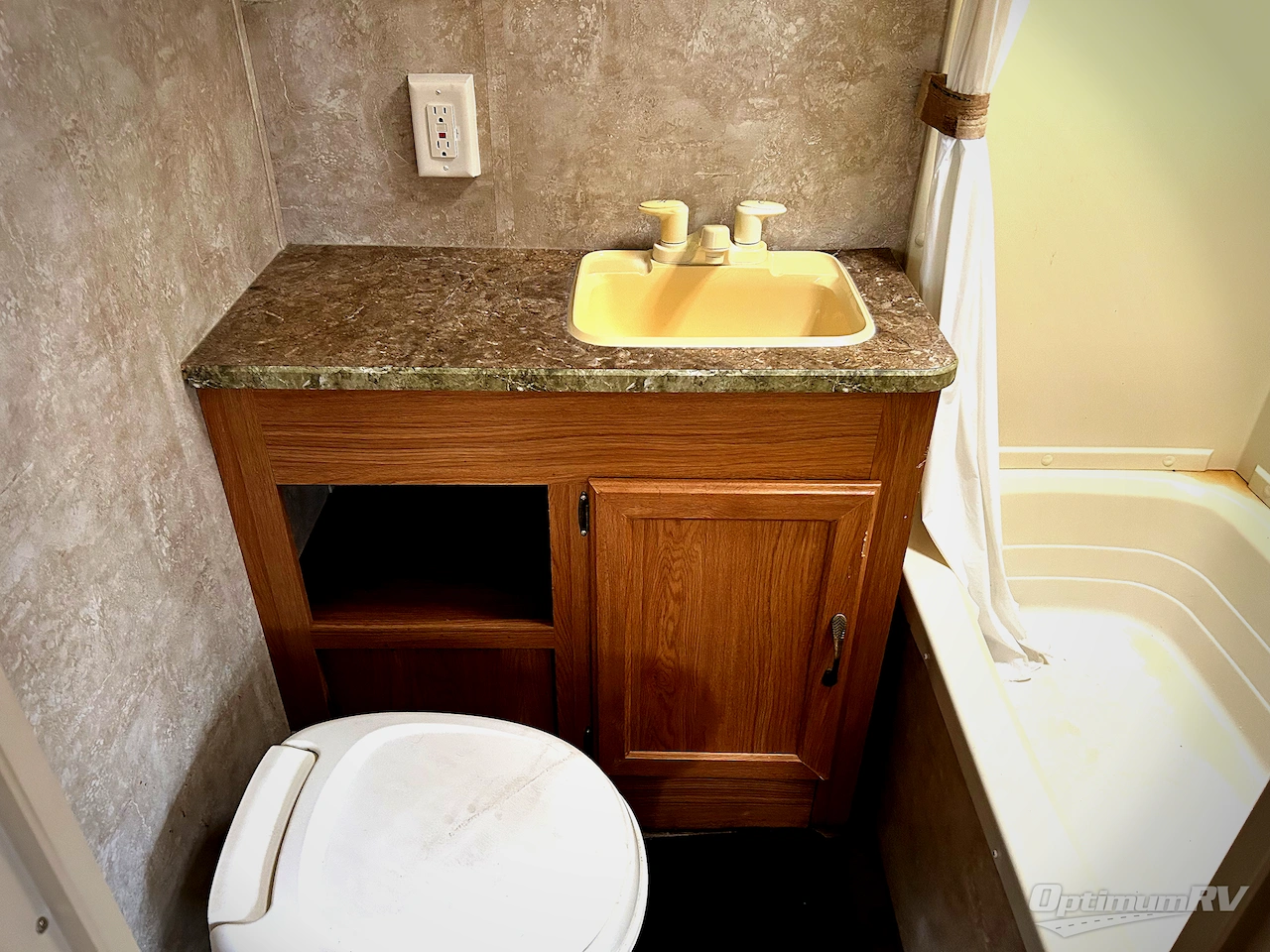 2010 Keystone Springdale 2670BH Photo 16