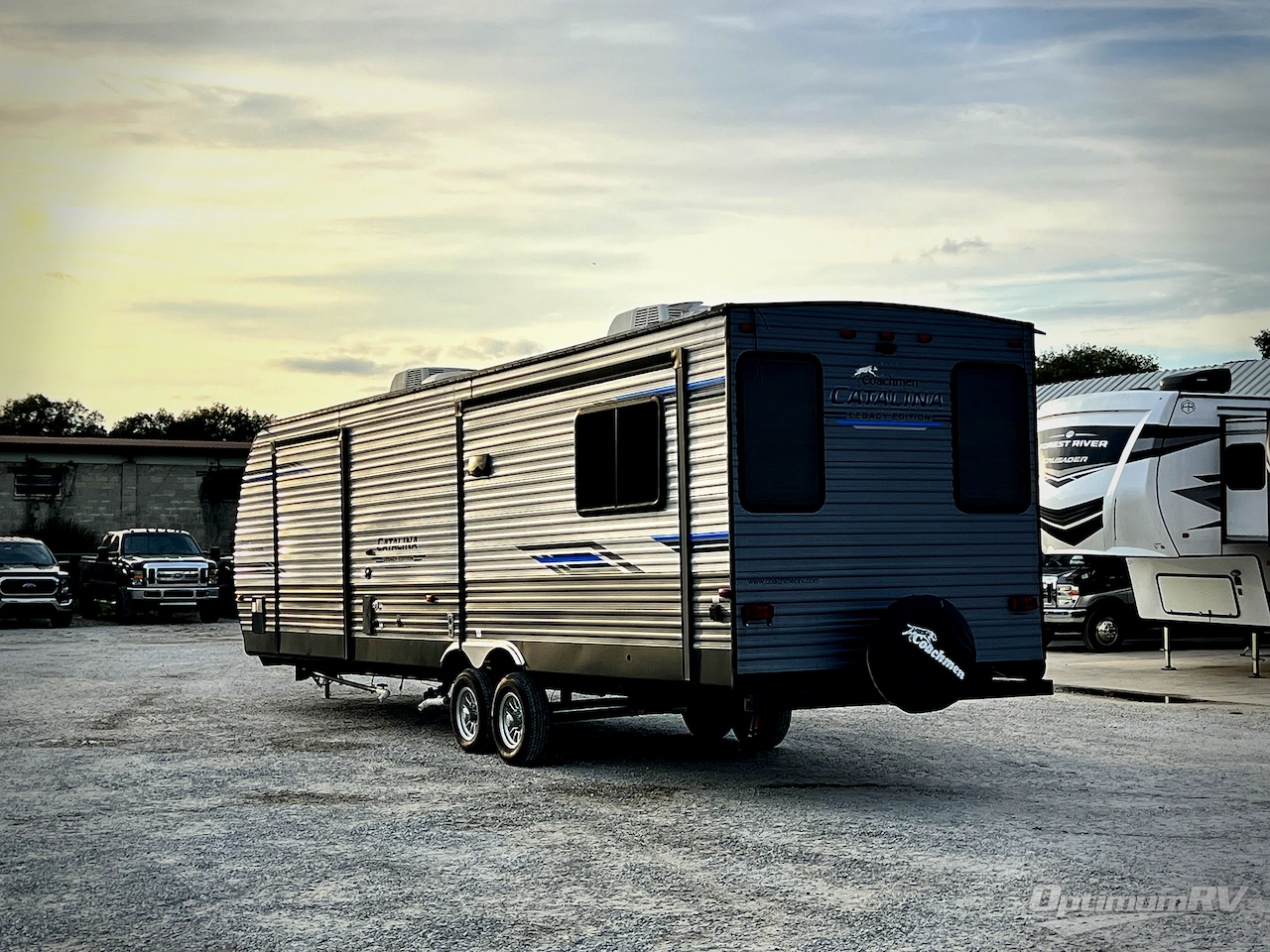 2020 Coachmen Catalina Legacy 333RETS Photo 3