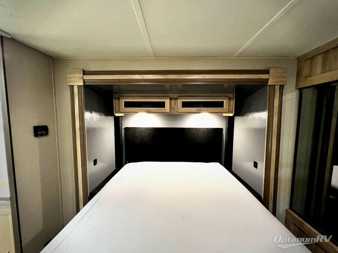 2020 Coachmen Catalina Legacy 333RETS Photo 20