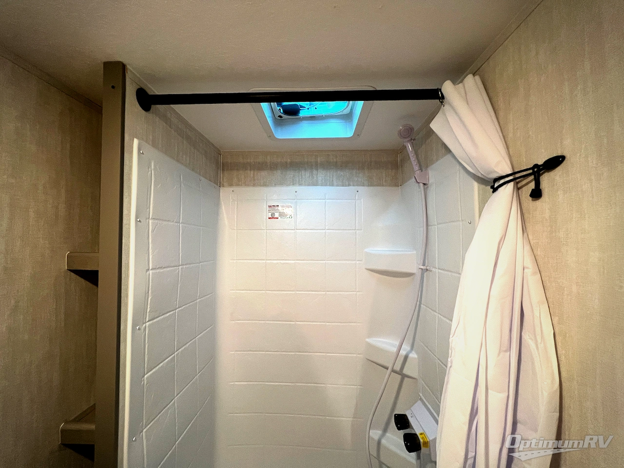 2025 Forest River Viking 4K Series 18BH Photo 19