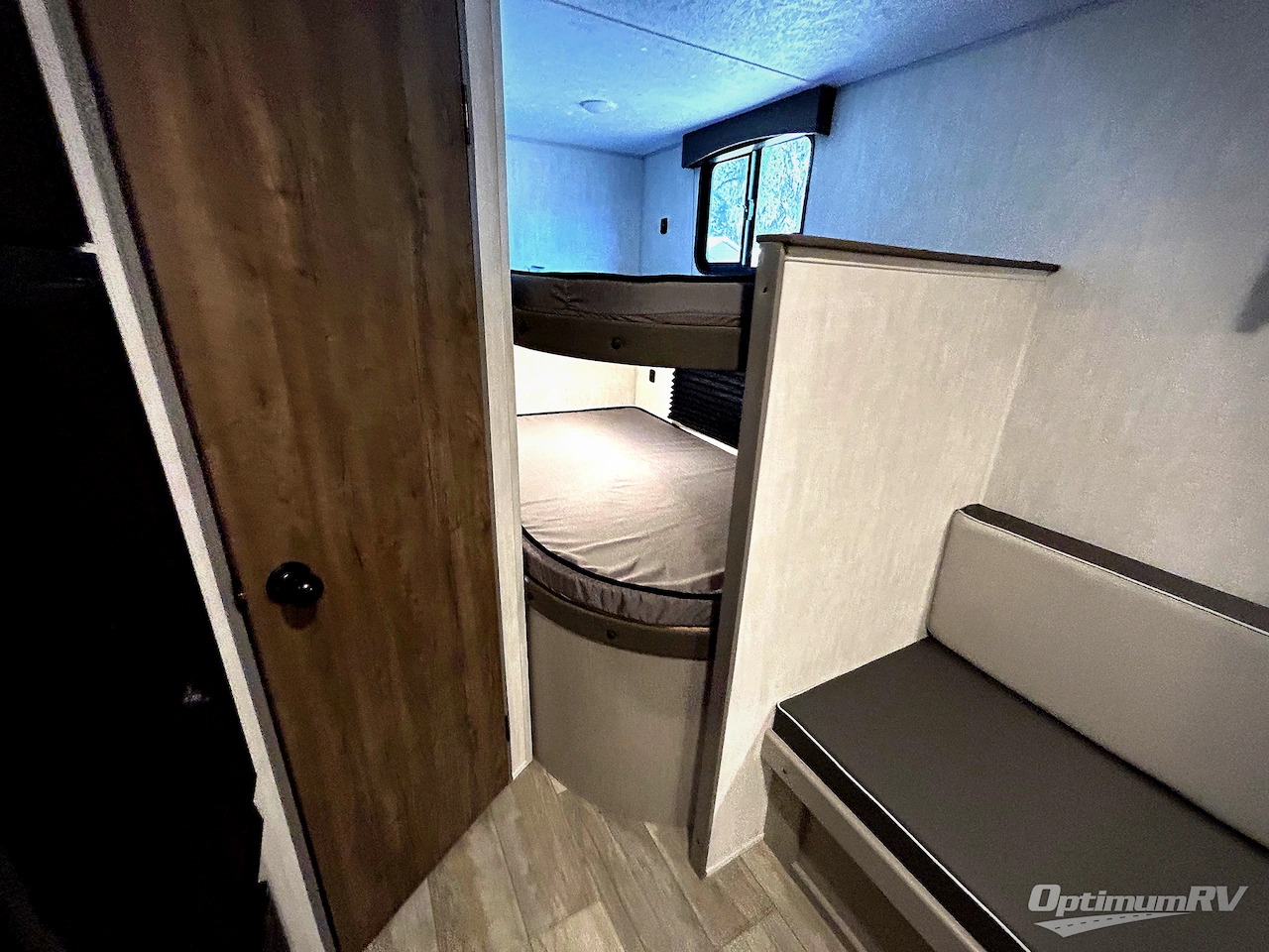 2025 Forest River Viking 4K Series 18BH Photo 9