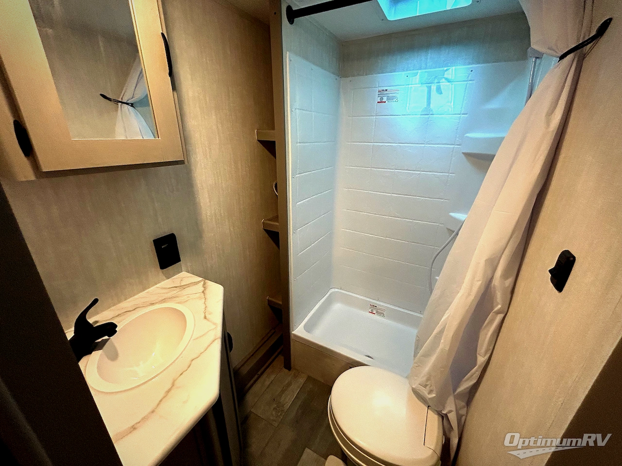 2025 Forest River Viking 4K Series 18BH Photo 12